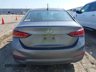 2018 Hyundai Accent SE z VIN 3KPC24A37JE015594, wystawiony jako IAAI lot #41700013 z przebiegiem 78 478 mil mil oraz . Historia ofert i sprzedaży dostępna na DreamBid. Obrazek 17.