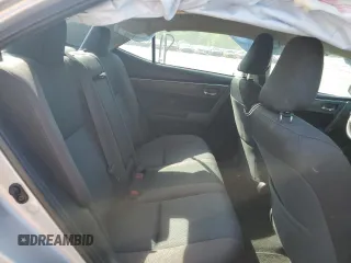 2019 Toyota Corolla L z VIN 2T1BURHE5KC219319, wystawiony jako Copart lot #54297135 z przebiegiem 68 876 mil mil oraz Szkoda całkowita • Salvage title. Historia ofert i sprzedaży dostępna na DreamBid. Obrazek 10.