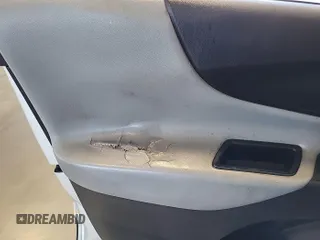 2021 Chevrolet Equinox LS z VIN 3GNAXFEVXMS173490, wystawiony jako IAAI lot #42566229 z przebiegiem 95 995 mil mil oraz . Historia ofert i sprzedaży dostępna na DreamBid. Obrazek 13.