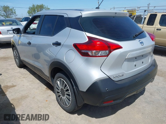 2020 Nissan Kicks S with VIN 3N1CP5BV6LL575146, listed as a IAAI auction lot 42101224 with 47,079 mi miles. Bid and sale history available at carsss.com. Image 3.