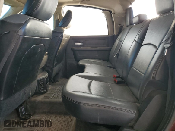 2019 Ram 2500 Tradesman z VIN 3C6UR5CL2KG614175, wystawiony jako Copart lot #85055404 z przebiegiem 106 566 mil mil oraz Szkoda całkowita • Salvage title. Historia ofert i sprzedaży dostępna na DreamBid. Obrazek 10.