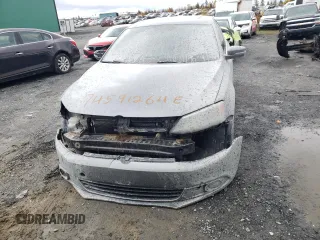 2013 Volkswagen Jetta Comfortline с VIN 3VWDL7AJ9DM426147, выставлен на аукционе Copart как лот 74591264 с пробегом 265 457 миль миль и Списание • Salvage title. История ставок и продаж доступна на DreamBid. Изображение 5.