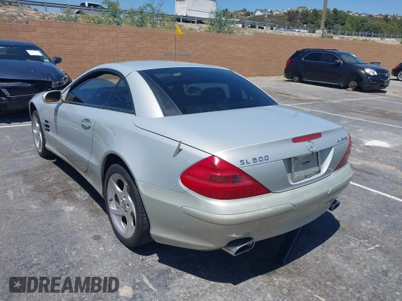 2003 Mercedes-Benz SL 500 z VIN WDBSK75F43F010443, wystawiony jako IAAI lot #42270762 z przebiegiem Nie podano mil oraz . Historia ofert i sprzedaży dostępna na DreamBid. Obrazek 3.
