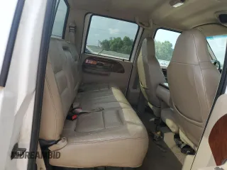 2001 Ford Super Duty F-250 XL with VIN 1FTNW21F11EA94638, listed as a Copart auction lot 52372155 with 363,199 mi miles and Salvage Title. Bid and sale history available at carsss.com. Image 10.