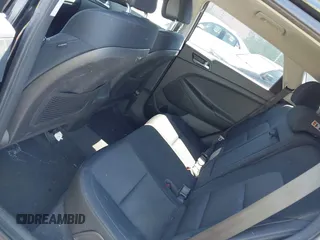 2016 Hyundai Tucson SE z VIN KM8J3CA47GU075162, wystawiony jako IAAI lot #42231685 z przebiegiem 177 038 mil mil oraz . Historia ofert i sprzedaży dostępna na DreamBid. Obrazek 8.