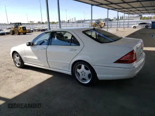 2002 Mercedes-Benz S-Class 6.0L with VIN WDBNG78J32A262968, listed as a Copart auction lot 76331274 with 113,480 mi miles and Clean Title. Bid and sale history available at carsss.com. Image 2.