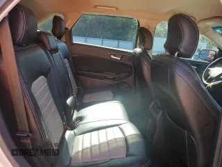 2018 Ford Edge SE z VIN 2FMPK3G93JBB03133, wystawiony jako Copart lot #56693845 z przebiegiem 72 738 mil mil oraz Szkoda całkowita • Salvage title. Historia ofert i sprzedaży dostępna na DreamBid. Obrazek 11.