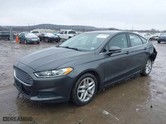 2016 Ford Fusion SE with VIN 3FA6P0H7XGR331935, listed as a IAAI auction lot 41548288 with 122,107 mi miles. Bid and sale history available at carsss.com. Image 2.