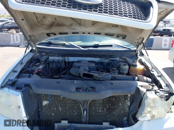 2005 Ford F-150 XLT with VIN 1FTPW14555FB63773, listed as a IAAI auction lot 42004420 with 255,071 mi miles. Bid and sale history available at carsss.com. Image 10.