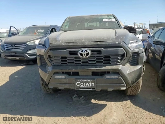 2024 Toyota Tacoma 4WD SR5 with VIN 3TMLB5JN0RM043049, listed as a Copart auction lot 73404924 with 1,939 mi miles and Non Repairable. Bid and sale history available at carsss.com. Image 10.