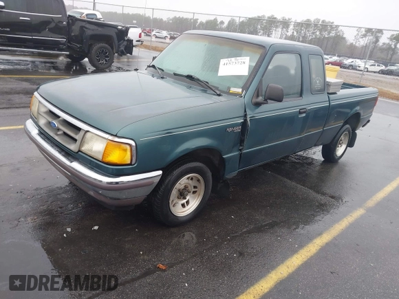 1997 Ford Ranger XLT with VIN 1FTCR14X3VPB26481, listed as a IAAI auction lot 41573728 with 209,256 mi miles. Bid and sale history available at carsss.com. Image 2.