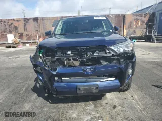 2017 Toyota 4Runner SR5 with VIN JTEZU5JR6H5159685, listed as a Copart auction lot 45507325 with 42,202 mi miles and Salvage Title. Bid and sale history available at carsss.com. Image 5.