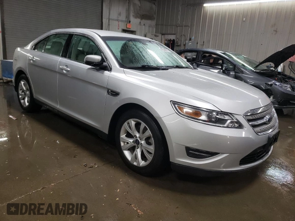 2011 Ford Taurus SEL with VIN 1FAHP2EW6BG186568, listed as a Copart auction lot 45344075 with 29,800 mi miles and Salvage Title. Bid and sale history available at carsss.com. Image 4.