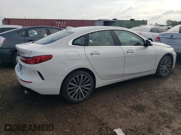 2021 BMW 2 Series 228i xDrive with VIN WBA73AK05M7H11134, listed as a Copart auction lot 61682735 with 21,901 mi miles and Salvage title. Bid and sale history available at DreamBid. Image 3.