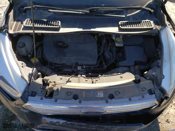 2017 Ford Escape SE with VIN 1FMCU0GD0HUD83920, listed as a Copart auction lot 48325055 with 98,015 mi miles and Salvage Title. Bid and sale history available at carsss.com. Image 12.