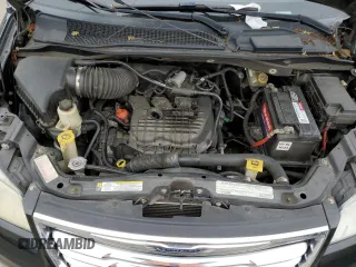 2011 Chrysler Town & Country Touring L z VIN 2A4RR8DG7BR694918, wystawiony jako Copart lot #48032095 z przebiegiem 138 860 mil mil oraz Szkoda całkowita • Salvage title. Historia ofert i sprzedaży dostępna na DreamBid. Obrazek 11.