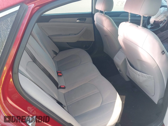 2018 Hyundai Sonata Sport with VIN 5NPE34AF2JH596644, listed as a IAAI auction lot 41986683 with 129,106 mi miles and . Bid and sale history available at carsss.com. Image 8.