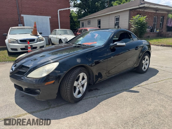 2007 Mercedes-Benz SLK 280 с VIN WDBWK54FX7F139879, выставлен на аукционе Copart как лот 57631725 с пробегом 211 138 миль миль и Чистый • Clean title. История ставок и продаж доступна на DreamBid. Изображение 2.