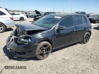 2013 Volkswagen Golf z VIN WVWDA7AJ0DW118082, wystawiony jako Copart lot #49914305 z przebiegiem 156 528 mil mil oraz Czysty tytuł • Clean title. Historia ofert i sprzedaży dostępna na DreamBid. Obrazek 1.
