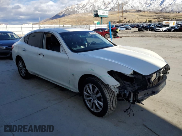 2018 Infiniti Q70 Luxe with VIN JN1BY1AR2JM220015, listed as a Copart auction lot 86657254 with 120,172 mi miles and Salvage title. Bid and sale history available at DreamBid. Image 4.