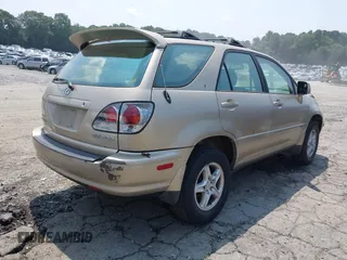 2002 Lexus RX 300 with VIN JTJHF10U620271641, listed as a IAAI auction lot 42681622 with 225,526 mi miles and . Bid and sale history available at DreamBid. Image 4.