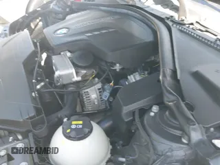 2015 BMW 3 Series 328i xDrive с VIN WBA3B5G53FNS14558, выставлен на аукционе IAAI как лот 42847313 с пробегом 108 615 миль миль и . История ставок и продаж доступна на DreamBid. Изображение 19.