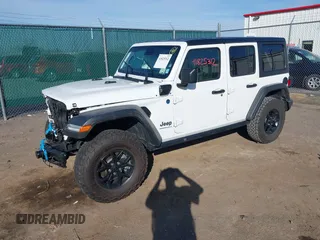 2024 Jeep Wrangler Willys z VIN 1C4RJXN60RW162960, wystawiony jako IAAI lot #41825312 z przebiegiem 16 538 mil mil oraz . Historia ofert i sprzedaży dostępna na DreamBid. Obrazek 17.