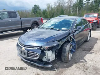2018 Chevrolet Malibu LT z VIN 1G1ZD5ST3JF181523, wystawiony jako IAAI lot #42192338 z przebiegiem 71 376 mil mil oraz . Historia ofert i sprzedaży dostępna na DreamBid. Obrazek 12.