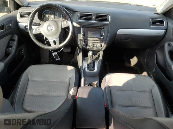 2014 Volkswagen Jetta Hybrid SE with VIN 3VW637AJ3EM291418, listed as a Copart auction lot 75678204 with 221,750 mi miles and Salvage title. Bid and sale history available at DreamBid. Image 8.