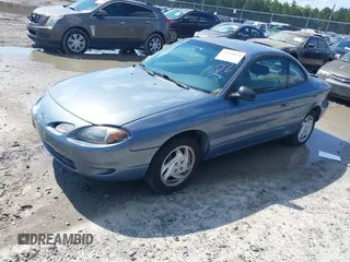 1999 Ford Escort Cool z VIN 3FAKP113XXR218708, wystawiony jako IAAI lot #42255673 z przebiegiem 41 574 mil mil oraz . Historia ofert i sprzedaży dostępna na DreamBid. Obrazek 2.