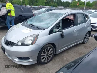 2013 Honda Fit Sport с VIN JHMGE8H59DC067410, выставлен на аукционе IAAI как лот 42319096 с пробегом 149 779 миль миль и . История ставок и продаж доступна на DreamBid. Изображение 19.