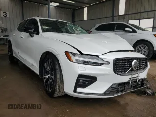 2025 Volvo S60 Core with VIN 7JRL12GJXSG364362, listed as a Copart auction lot 51022375 with Not Provided miles and Salvage Title. Bid and sale history available at carsss.com. Image 4.