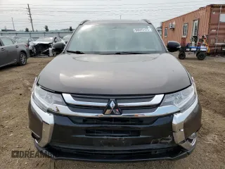 2018 Mitsubishi Outlander SE with VIN JA4AD3A30JZ036846, listed as a Copart auction lot 60043125 with 41,718 mi miles and Salvage title. Bid and sale history available at DreamBid. Image 5.