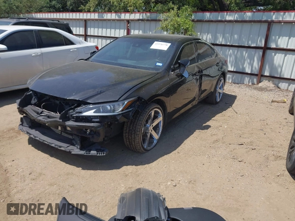 2019 Lexus ES 350 with VIN 58ABZ1B16KU011093, listed as a IAAI auction lot 41976778 with 66,294 mi miles and . Bid and sale history available at DreamBid. Image 18.
