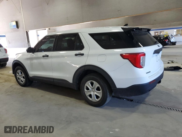 2020 Ford Police Interceptor Utility z VIN 1FM5K8AB1LGC70327, wystawiony jako Copart lot #50957985 z przebiegiem 62 414 mil mil oraz Szkoda całkowita • Salvage title. Historia ofert i sprzedaży dostępna na DreamBid. Obrazek 2.