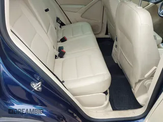2012 Volkswagen Tiguan SE with VIN WVGBV7AX7CW552641, listed as a IAAI auction lot 42547566 with 184,617 mi miles and . Bid and sale history available at DreamBid. Image 8.