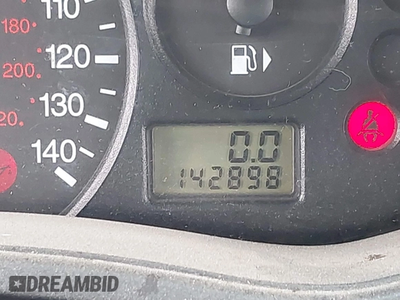 2001 Ford Focus LX with VIN 1FAFP33P31W297608, listed as a IAAI auction lot 41663965 with 142,898 mi miles and . Bid and sale history available at carsss.com. Image 15.