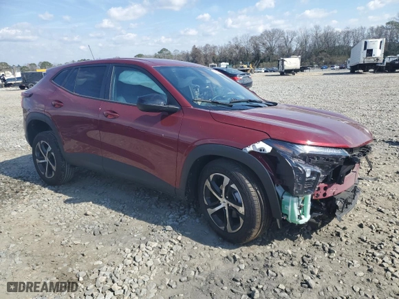 2025 Chevrolet Trax 1RS with VIN KL77LGEP9SC098738, listed as a Copart auction lot 44005515 with 2,859 mi miles and Salvage Title. Bid and sale history available at carsss.com. Image 4.