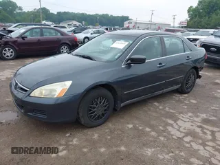 2006 Honda Accord LX with VIN 3HGCM56416G702584, listed as a IAAI auction lot 42440025 with Not provided miles and . Bid and sale history available at DreamBid. Image 18.