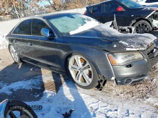 2014 Audi S8 with VIN WAUD2AFD1EN003508, listed as a IAAI auction lot 41568795 with 1 mi miles. Bid and sale history available at carsss.com. Image 1.