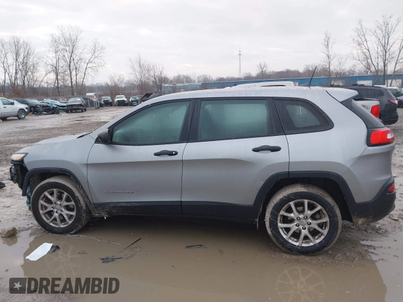 2017 Jeep Cherokee Sport z VIN 1C4PJLAB7HW663474, wystawiony jako IAAI lot #41064896 z przebiegiem 147 693 mil mil oraz . Historia ofert i sprzedaży dostępna na DreamBid. Obrazek 15.
