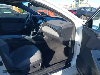 2019 Toyota Avalon XLE with VIN 4T1BZ1FB2KU008198, listed as a IAAI auction lot 41144894 with 90,477 mi miles. Bid and sale history available at carsss.com. Image 5.