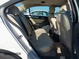 2013 Volkswagen Jetta SE with VIN 3VWDX7AJ1DM367499, listed as a IAAI auction lot 41762284 with 120,554 mi miles and . Bid and sale history available at DreamBid. Image 8.