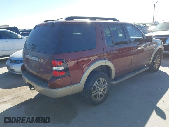 2010 Ford Explorer Eddie Bauer z VIN 1FMEU6EE5AUA98532, wystawiony jako IAAI lot #41834357 z przebiegiem 160 024 mil mil oraz . Historia ofert i sprzedaży dostępna na DreamBid. Obrazek 4.