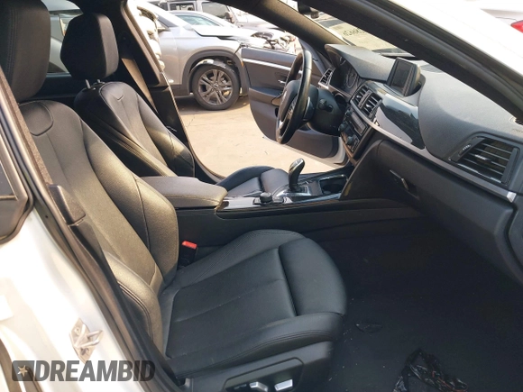 2017 BMW 4 Series 430i with VIN WBA4F7C33HG789033, listed as a IAAI auction lot 41286626 with 120,917 mi miles and . Bid and sale history available at DreamBid. Image 5.