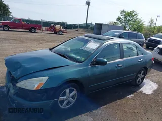 2003 Honda Accord EX z VIN 1HGCM56643A058591, wystawiony jako IAAI lot #42112794 z przebiegiem 209 932 mil mil oraz . Historia ofert i sprzedaży dostępna na DreamBid. Obrazek 14.