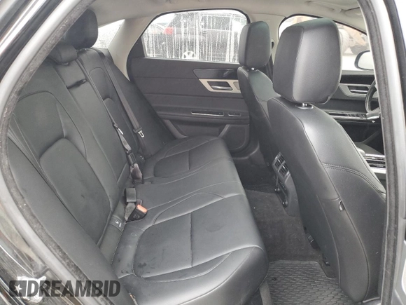 2017 Jaguar XF with VIN SAJBJ4BN0HCY32584, listed as a Copart auction lot 81320524 with 74,104 mi miles and Clean Title. Bid and sale history available at DreamBid. Image 10.