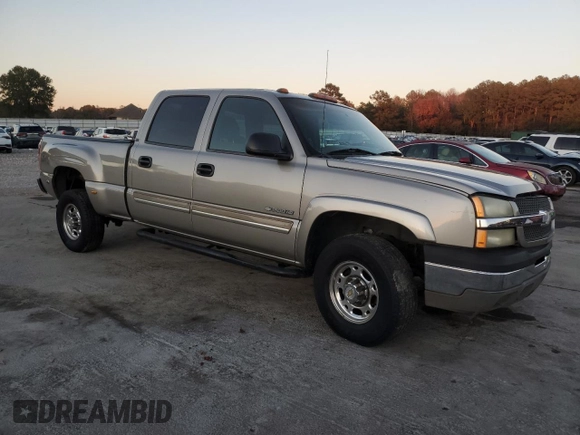 2003 Chevrolet Silverado 1500HD LS z VIN 1GCGC13U83F226492, wystawiony jako Copart lot #82388294 z przebiegiem 172 310 mil mil oraz Szkoda całkowita • Salvage title. Historia ofert i sprzedaży dostępna na DreamBid. Obrazek 4.