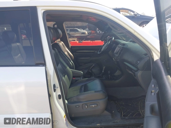 2004 Lexus GX 470 with VIN JTJBT20XX40063036, listed as a IAAI auction lot 41780865 with 222,285 mi miles. Bid and sale history available at carsss.com. Image 5.