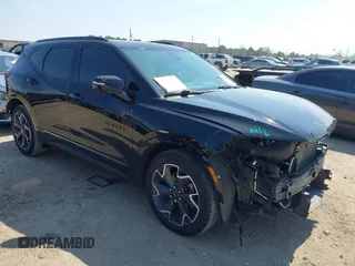 2022 Chevrolet Blazer RS with VIN 3GNKBERS2NS185275, listed as a IAAI auction lot 41687369 with 43,695 mi miles. Bid and sale history available at carsss.com. Image 1.